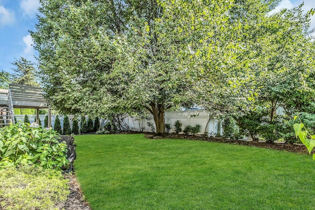 3005 Lonni Ln, Merrick, NY 11566 - photo 16