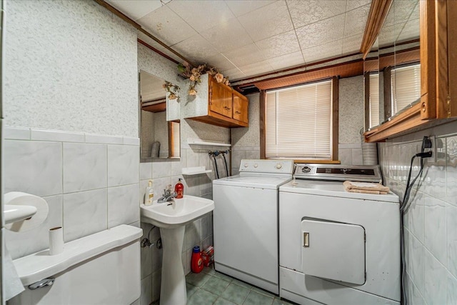 63-33 75th St, Middle Village, NY 11379 - photo 37