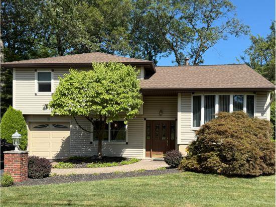 99 Shetland Dr, New City, NY 10956 - photo 1