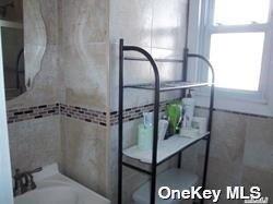 127 Gordon Rd, Valley Stream, NY 11581 - photo 4