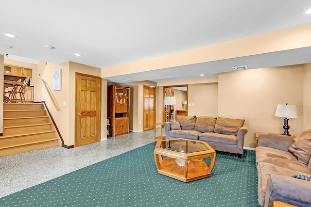 18 Cloverdale Dr, Oakdale, NY 11769 - photo 4
