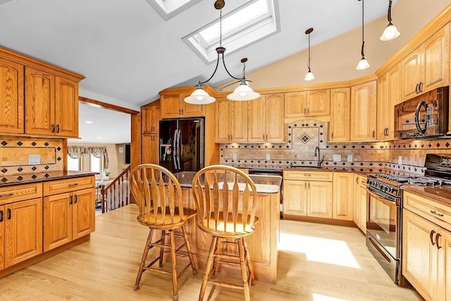 18 Cloverdale Dr, Oakdale, NY 11769 - photo 10