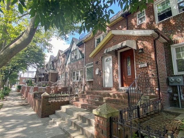 27-16 99th St, East Elmhurst, NY 11369 - photo 2