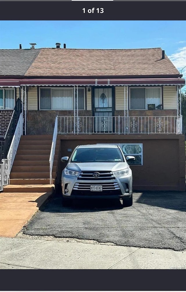 318 Bch 42nd St, Far Rockaway, NY 11691 - photo 1