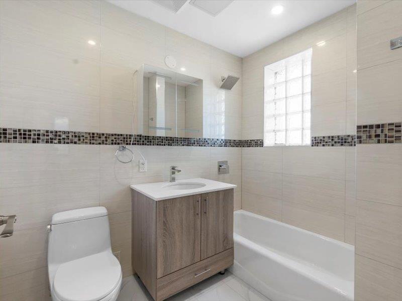 124-28 Queens Blvd Unit 11C, Kew Gardens, NY 11415 - photo 3