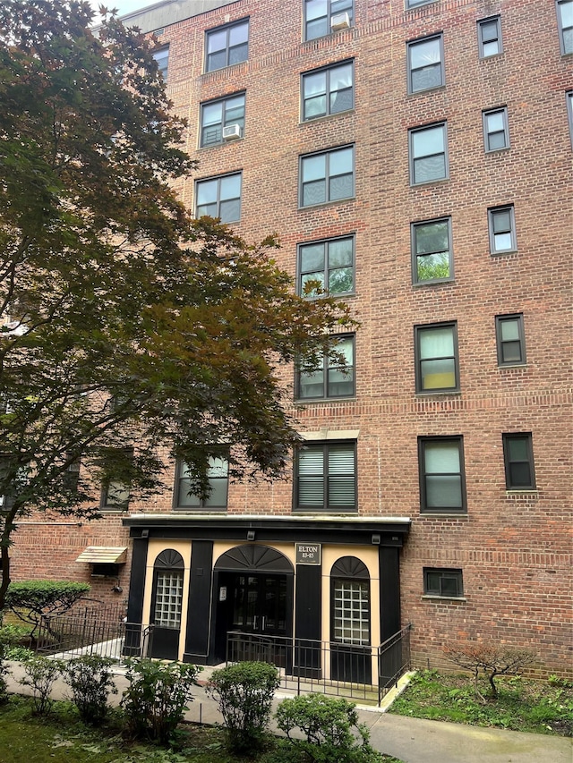 8385 Woodhaven Blvd Unit 3R, Woodhaven, NY 11421 - photo 1