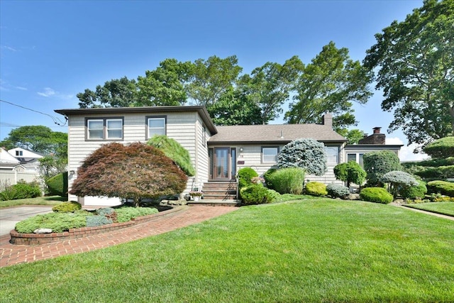 18 Robin Ter, Massapequa Park, NY 11762 - photo 1