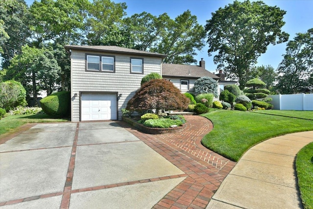 18 Robin Ter, Massapequa Park, NY 11762 - photo 2