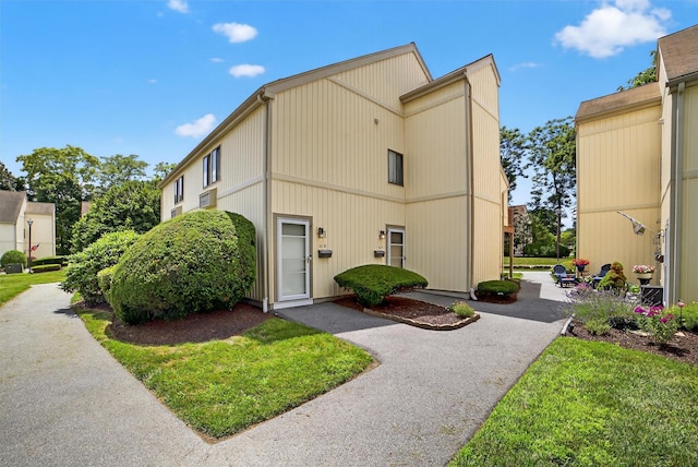 13 Cromwell Pl # A, Mohegan Lake, NY 10547 - photo 2