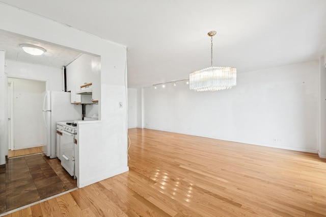 10230 66th Rd Unit 19D, Forest Hills, NY 11375 - photo 6