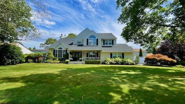1465 7th St, West Babylon, NY 11704 - photo 1