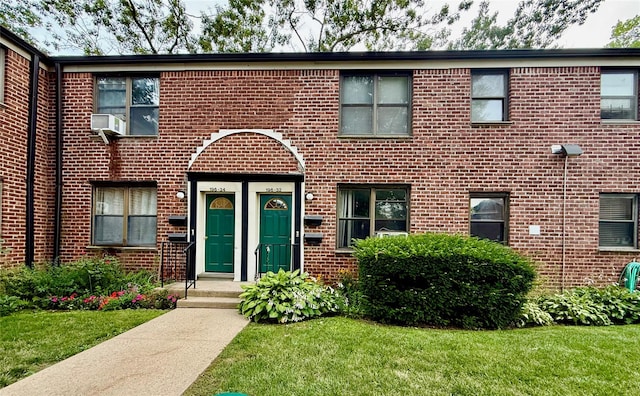 196-32 69th Ave Fl 1St, Fresh Meadows, NY 11365 - photo 1