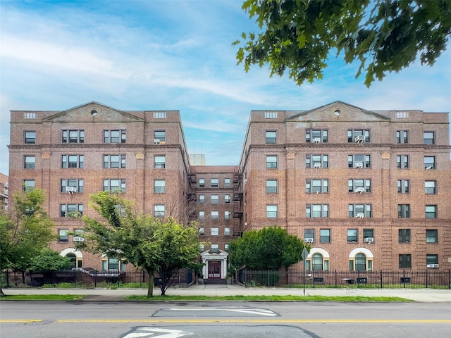 144-80 Sanford Ave Unit 6F, Flushing, NY 11355 - photo 1