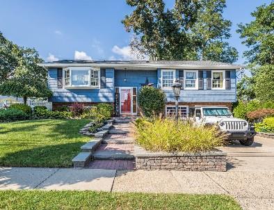 47 Mckinley Ave, Farmingdale, NY 11735 - photo 1