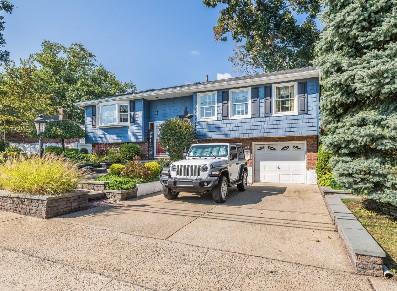 47 Mckinley Ave, Farmingdale, NY 11735 - photo 3