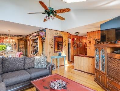 47 Mckinley Ave, Farmingdale, NY 11735 - photo 4