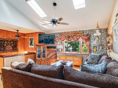 47 Mckinley Ave, Farmingdale, NY 11735 - photo 5