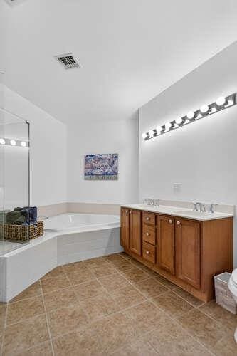 5 Symphony Dr, Lake Grove, NY 11755 - photo 27