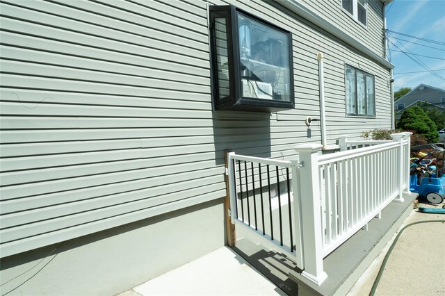 574 Lincoln St, Cedarhurst, NY 11516 - photo 14