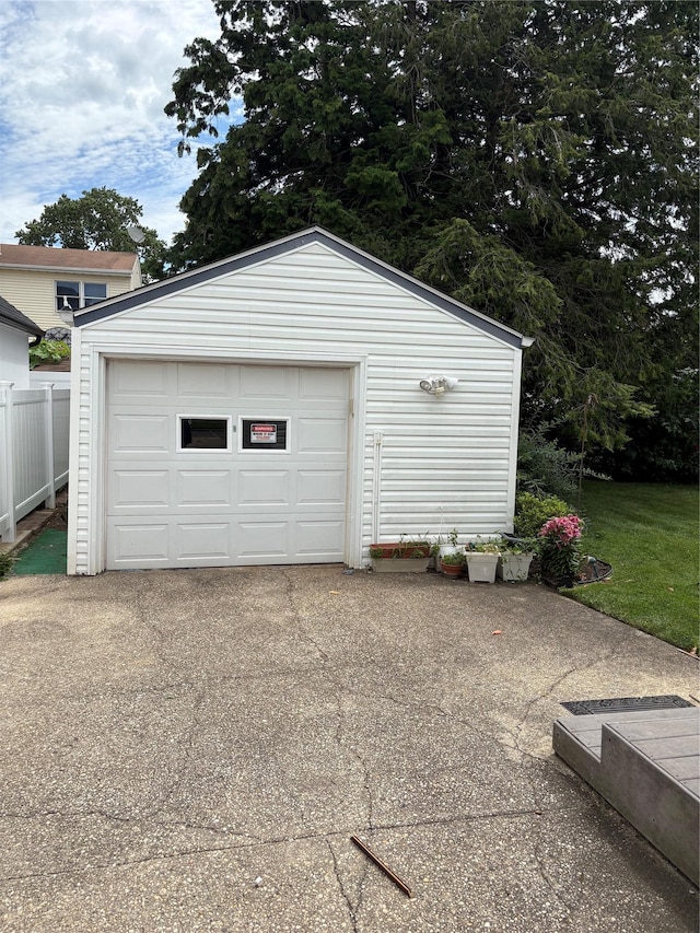 40 Irwin St, New Hyde Park, NY 11040 - photo 3