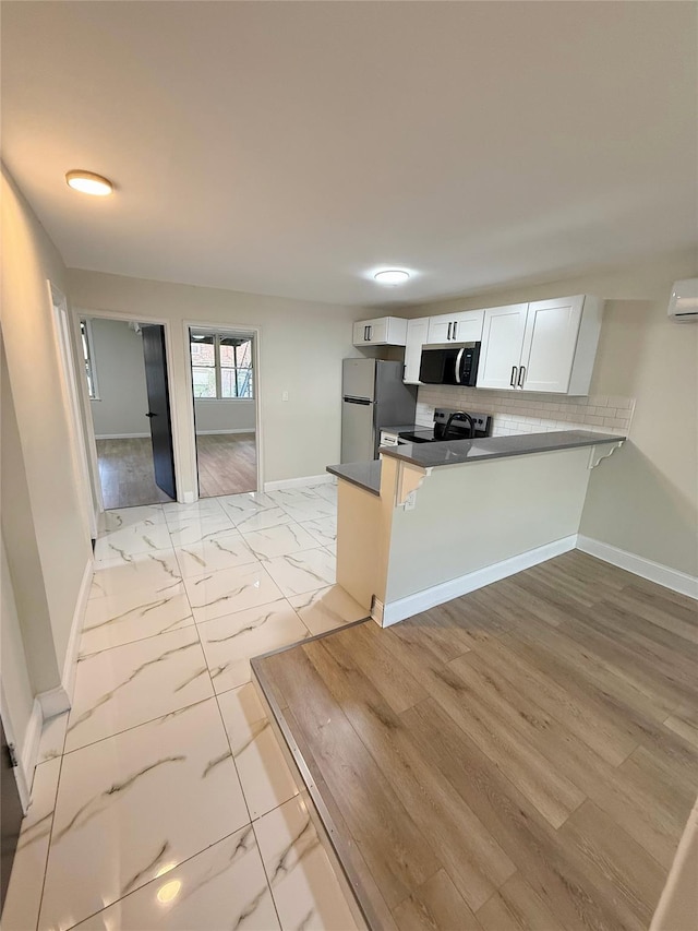 3106 Eastchester Rd, Bronx, NY 10469 - photo 15