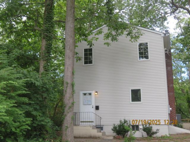 10 Woodland Ln, Huntington, NY 11743 - photo 1