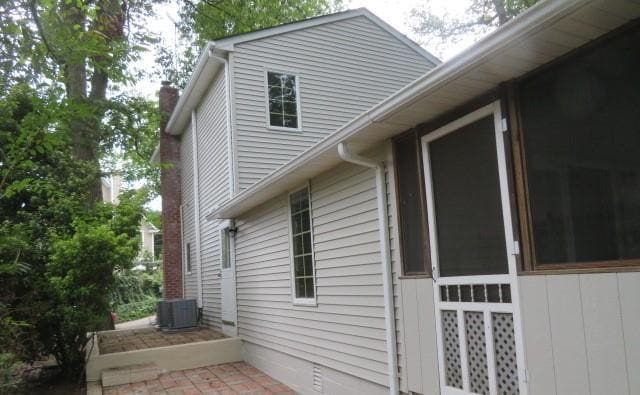 10 Woodland Ln, Huntington, NY 11743 - photo 34