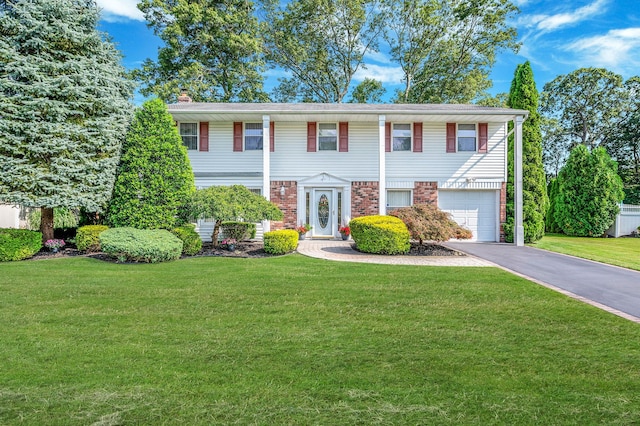 14 Milhouse Ln, Lake Grove, NY 11755 - photo 1