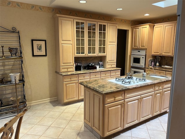 489 Links Dr S, Roslyn, NY 11576 - photo 5