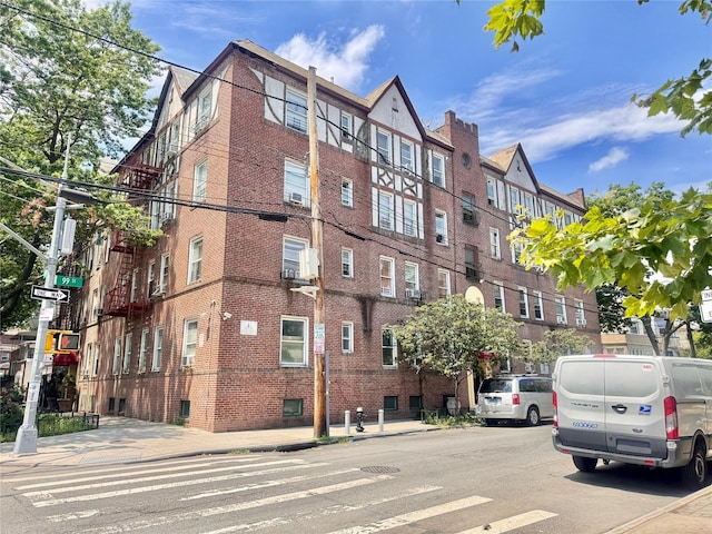 33-54 99th St, Corona, NY 11368 - photo 1