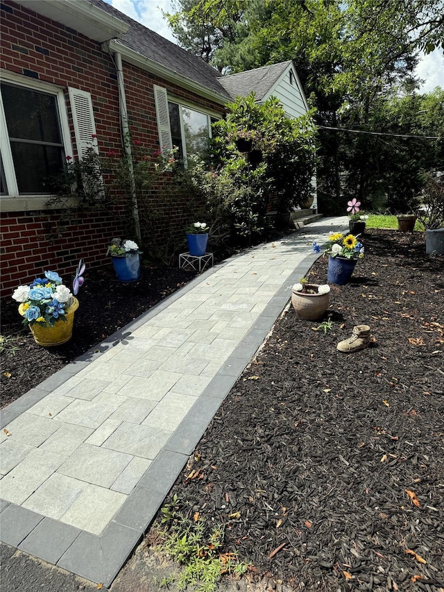 8 Windmill Ln, New City, NY 10956 - photo 2