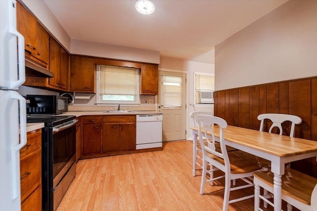 305 Manhattan Blvd, Islip Terrace, NY 11752 - photo 9
