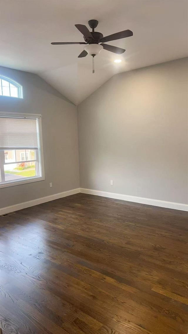 578 Albert St, East Meadow, NY 11554 - photo 4