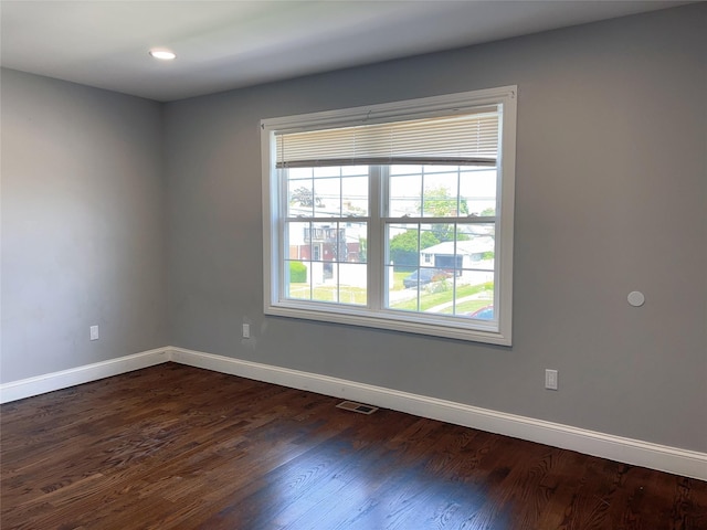 578 Albert St, East Meadow, NY 11554 - photo 9