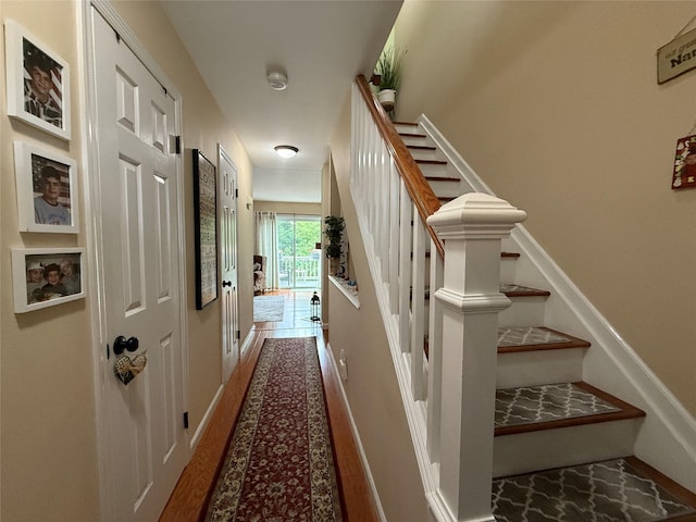 302 Cornwall Meadows Ln, Patterson, NY 12563 - photo 2