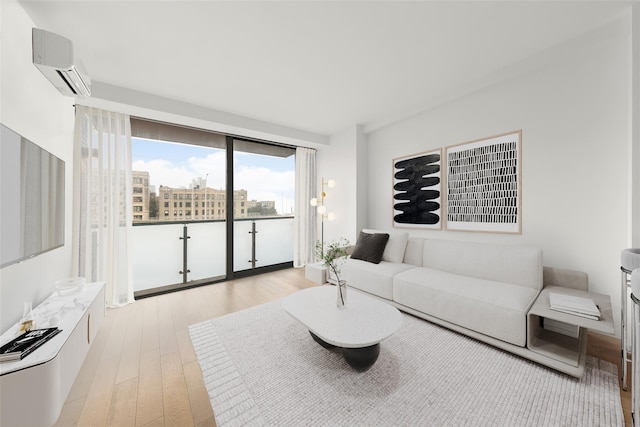 40 Pinehurst Ave Unit 2A, New York Manhattan, NY 10033 - photo 1
