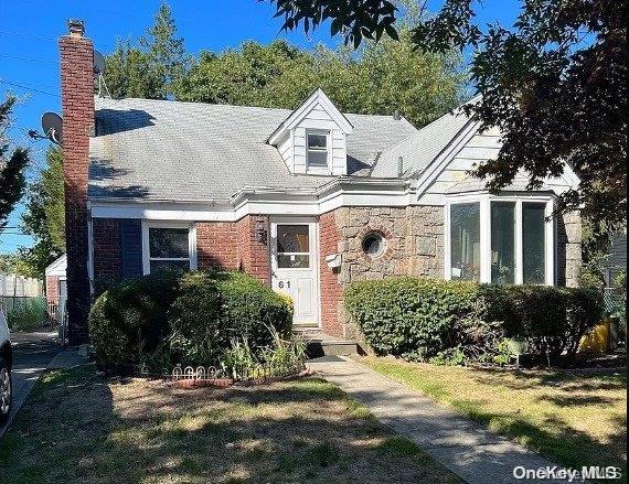 61 Harris Ave, Hewlett, NY 11557 - photo 1