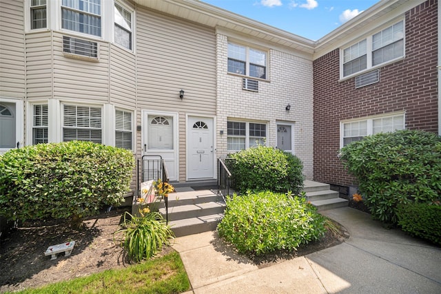 2413 Wilshire Ln Unit 2413, Oakdale, NY 11769 - photo 1
