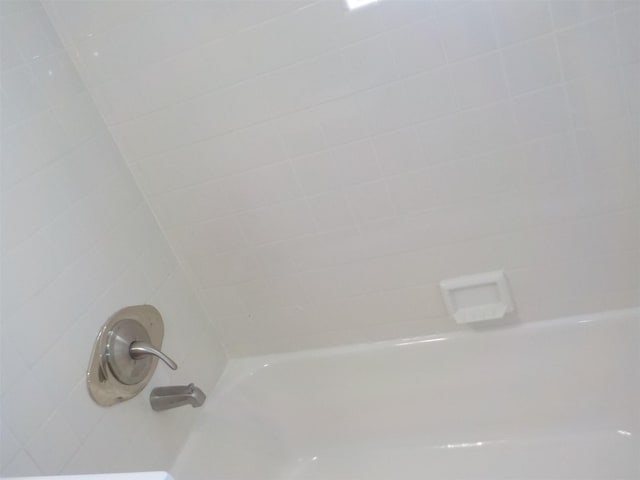 70-50 260th St Unit H-2, Glen Oaks, NY 11004 - photo 17