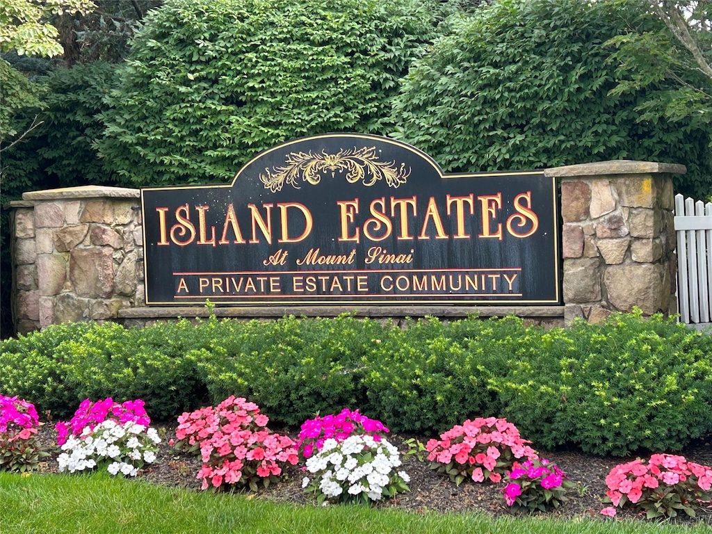 39 Island Trl, Mount Sinai, NY 11766 - photo 2