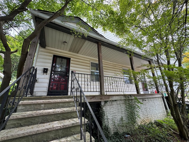 350 Warburton Ave, Hastings-On-Hudson, NY 10706 - photo 1