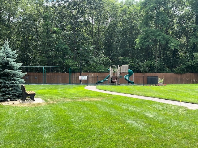 460 Old Town Rd Unit 25L, Upper Unit, Port Jefferson Station, NY 11776 - photo 17