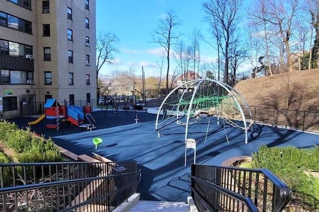9 Fordham Hill Oval Unit 1H, Bronx, NY 10468 - photo 18