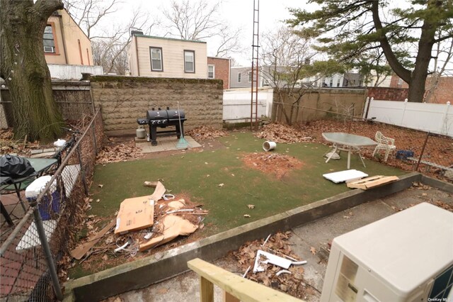8272 88th Ln, Glendale, NY 11385 - photo 2
