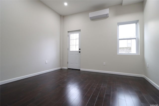 8272 88th Ln, Glendale, NY 11385 - photo 11