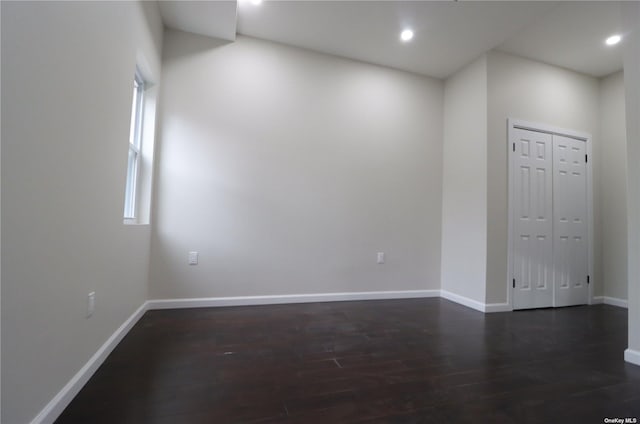 8272 88th Ln, Glendale, NY 11385 - photo 12