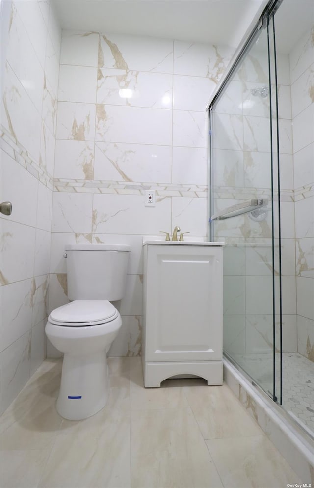 8272 88th Ln, Glendale, NY 11385 - photo 13
