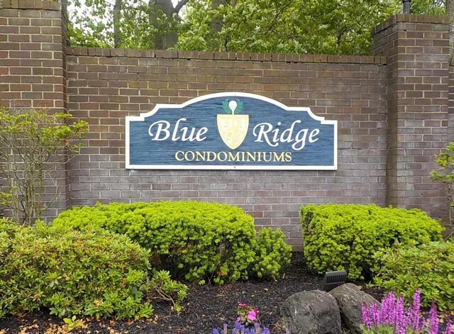 840 Golf Ln, Medford, NY 11763 - photo 1