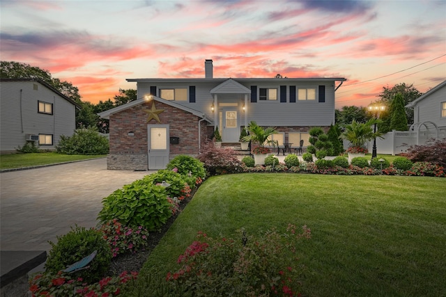 46 Thomas St, Brentwood, NY 11717 - photo 2