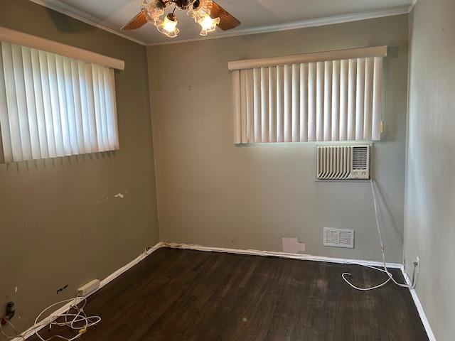 201 Cypress St, Massapequa Park, NY 11762 - photo 9